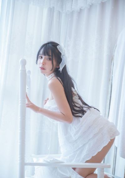 欧美美乳女郎_4K高清在线