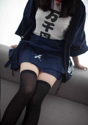 国产香蕉制服诱惑_BD国语在线视频观看