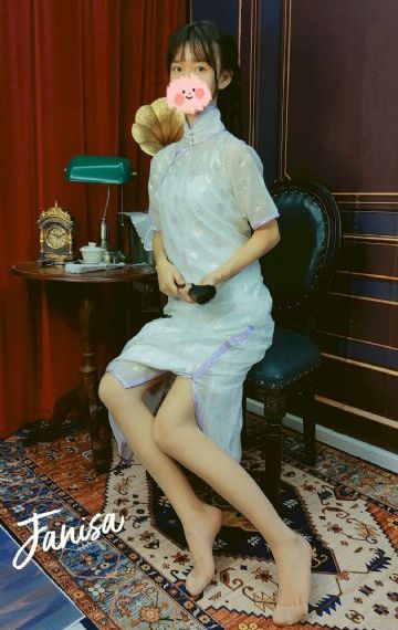 欧美开心女生头像_720完整版观看