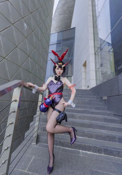 欧美腹肌马甲线女壁纸_BD英语高清在线观看