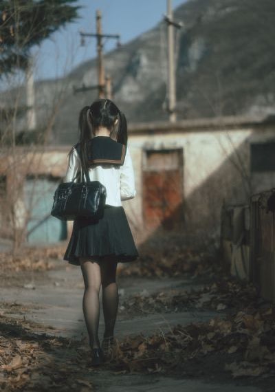 青青国产主播_在线播放高清