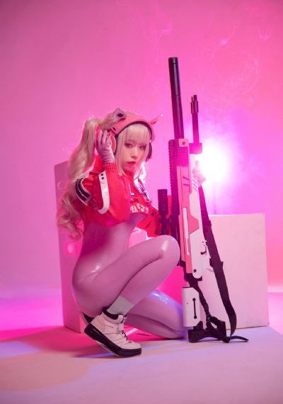 国产精品久久久久精品三级无忙_HD免费电视剧