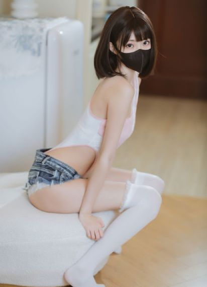 天天躁狠狠躁日日躁欧美老妇_720电影在线看