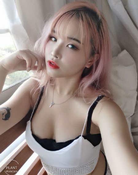 欧美女机器人电影_视频网址大全