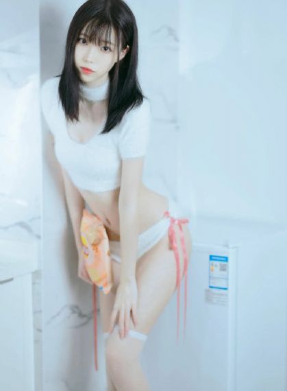 欧美肉体夜店派对_剧情片影视在线观看