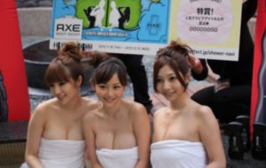 60一70欧美老妇_1080P电影完整版