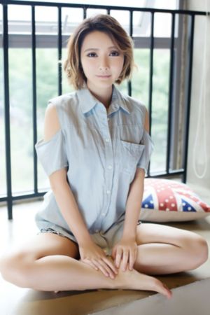 欧美qq背景图片大全女_蓝光影视在线观看