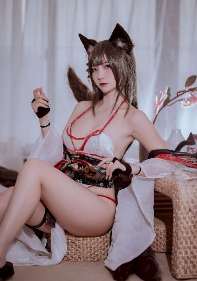 欧美搞怪风格头像_HD视频大全