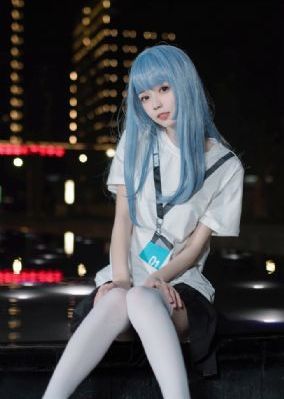 欧美胖美女走秀视频_1080免费高清观看
